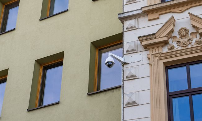 Nová kamera ve Ztracené ulici.