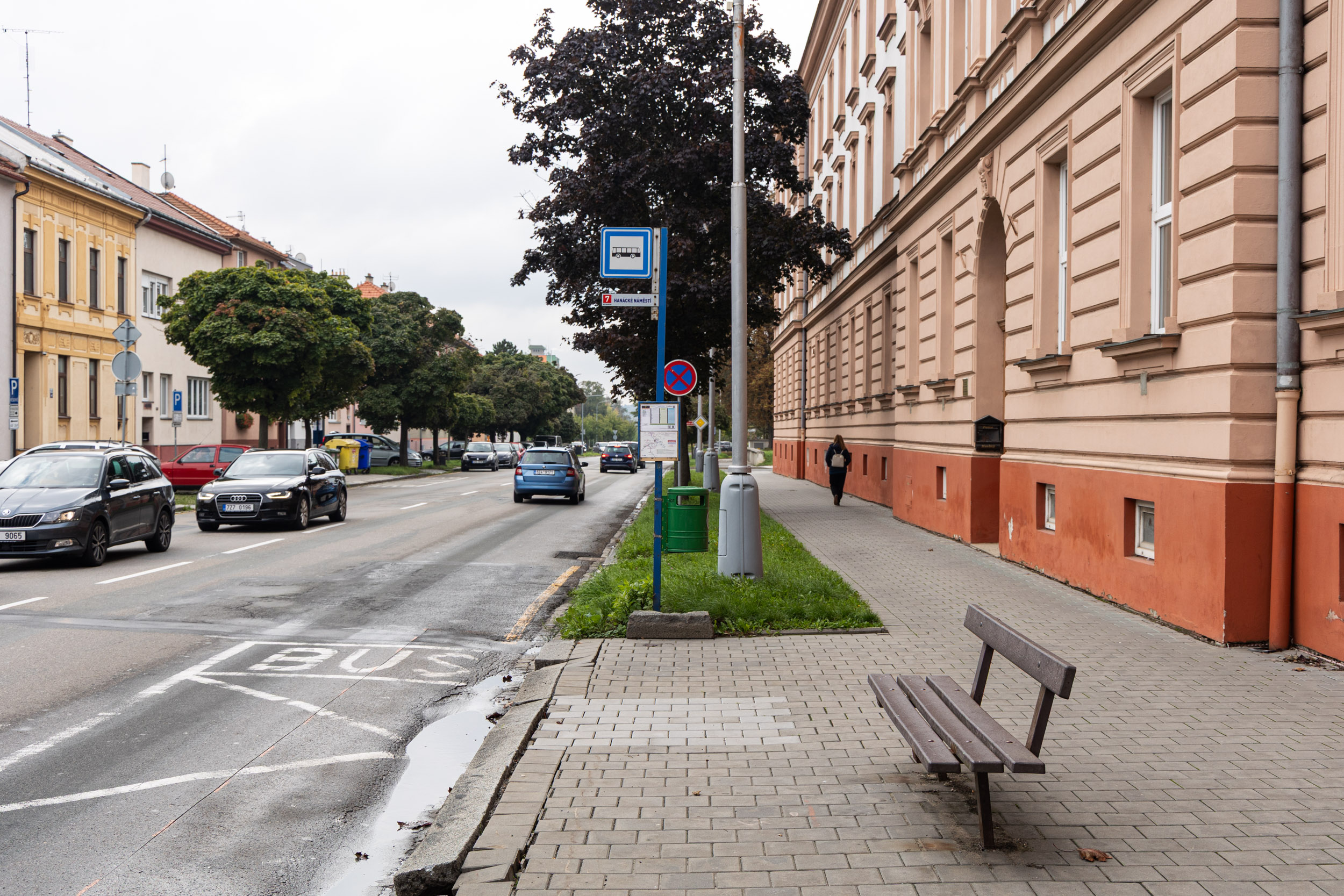 Nová čekárna bude instalována i ve Velehradské ulici u bývalého posádkového domu armády.